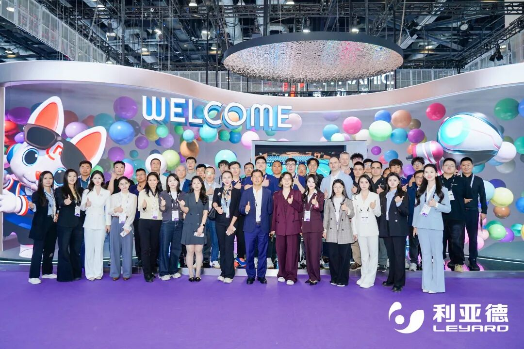必赢亚洲亮相Infocomm China，，，，以HiMicro与全场景AI重构视听新生态